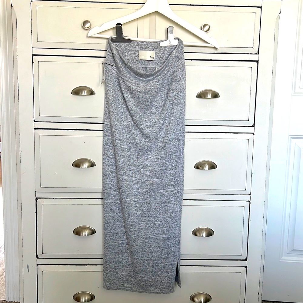 Wilfred Free straight skirt with slit